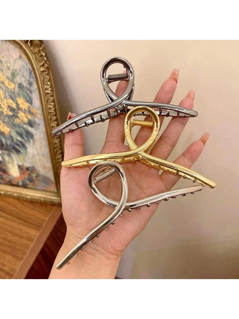 Large Metal Butterfly Hair Clips for Thick Hair - 3 Pcs in Silver, Gold, Black